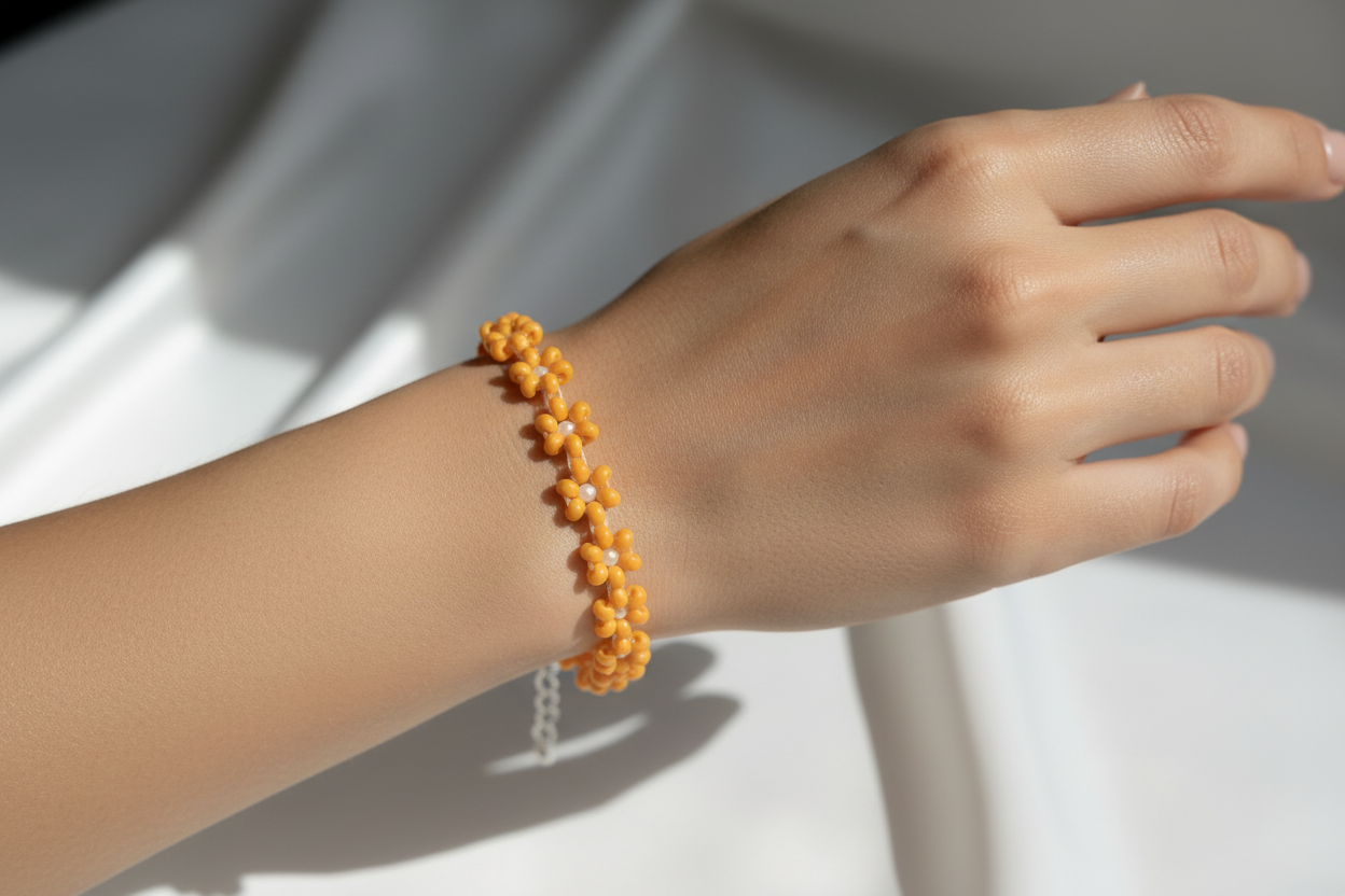 Orange daisy beaded bracelet