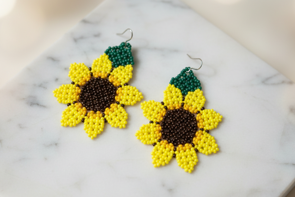 Helia - Beaded Sunflower