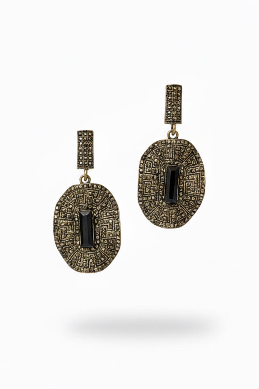 Traditional blaze earrings Black