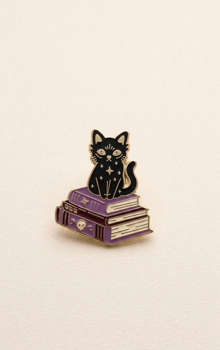 Bookish spell kitty