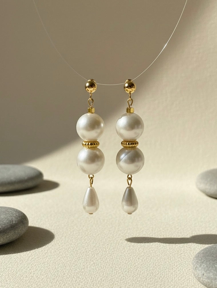 Gilded Pearl Drop