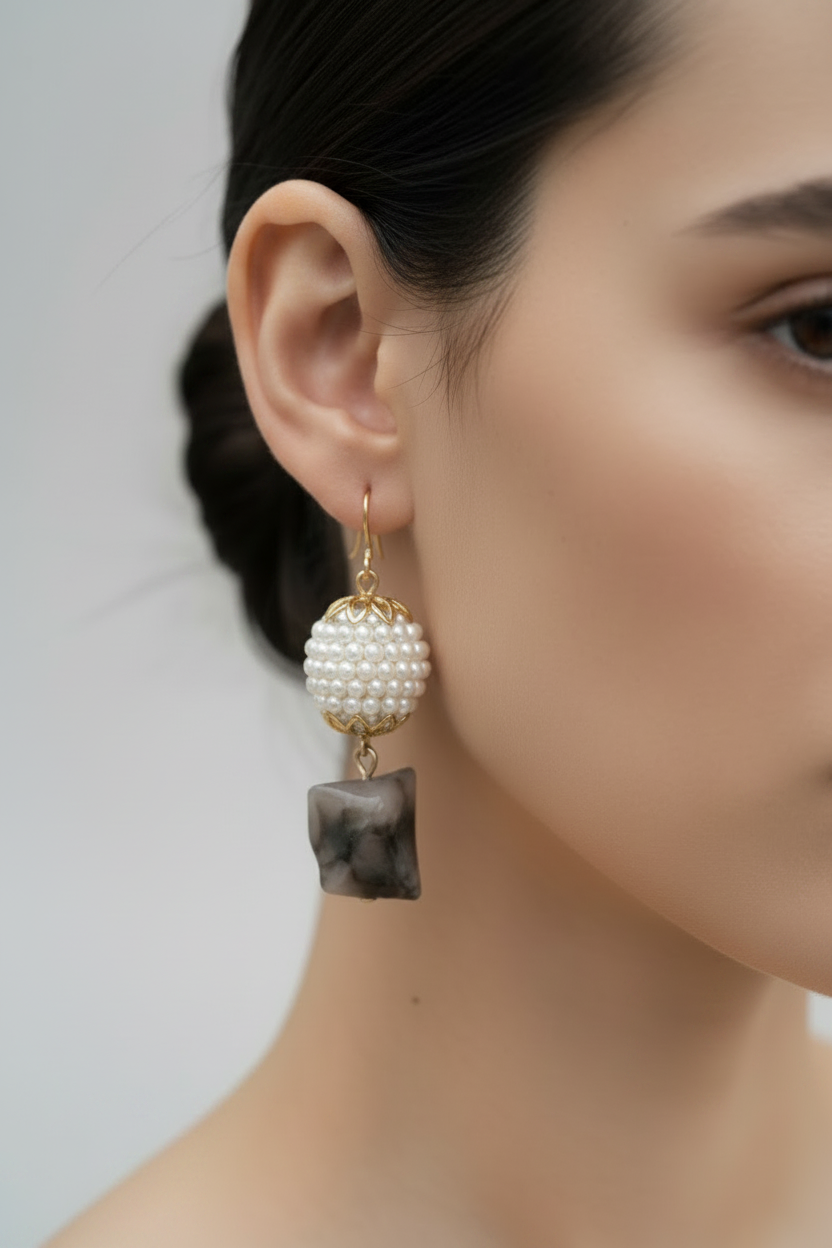 Coffee & Pearl earrings